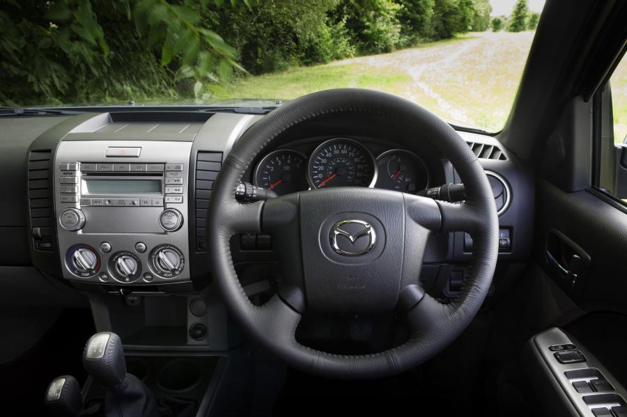  Mazda BT-50 2008 года  (фото 55 из 91)